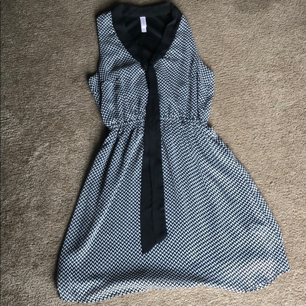 Black and white dress